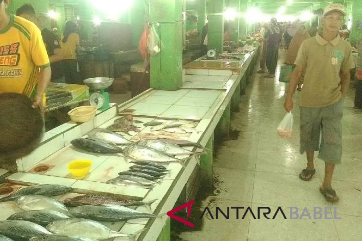 Harga ikan di pasar Toboali naik