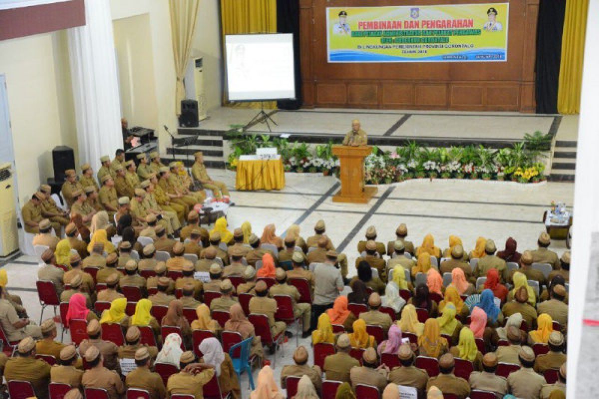 Gubernur Gorontalo mutasikan sejumlah pejabat
