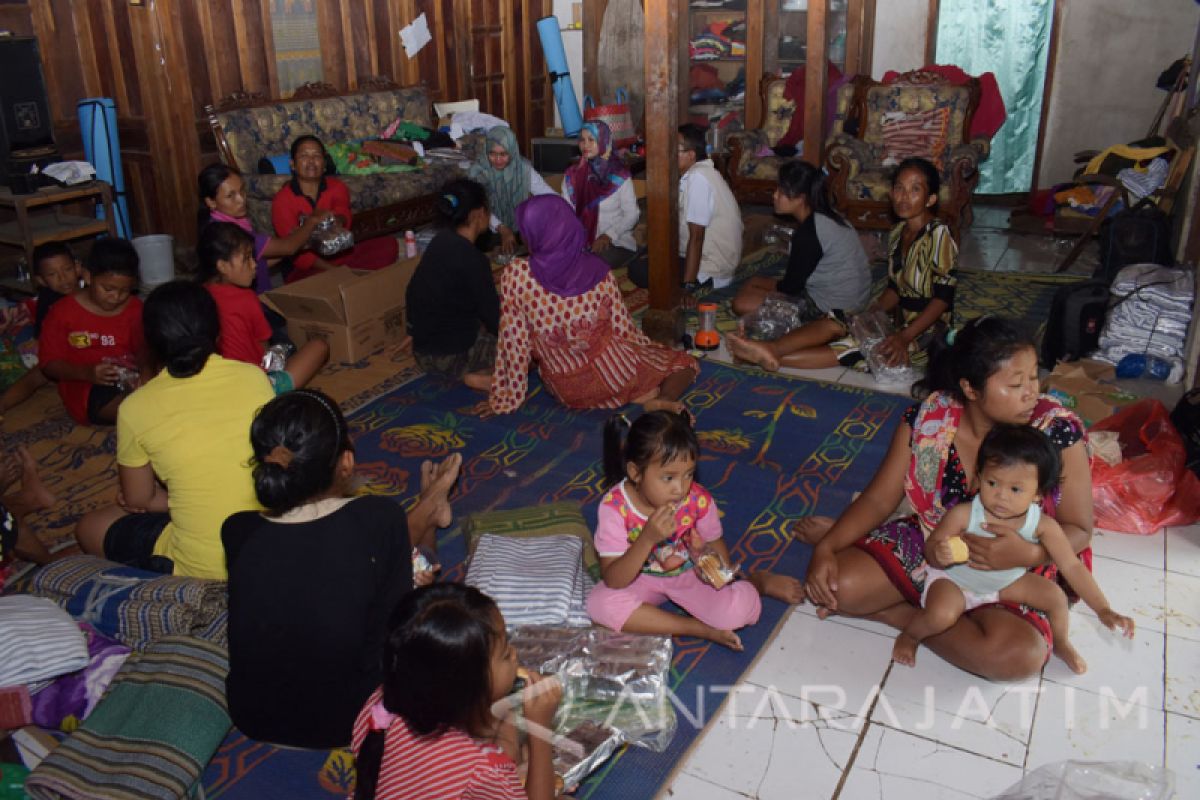 Puluhan KK Korban Banjir Ponorogo Mengungsi