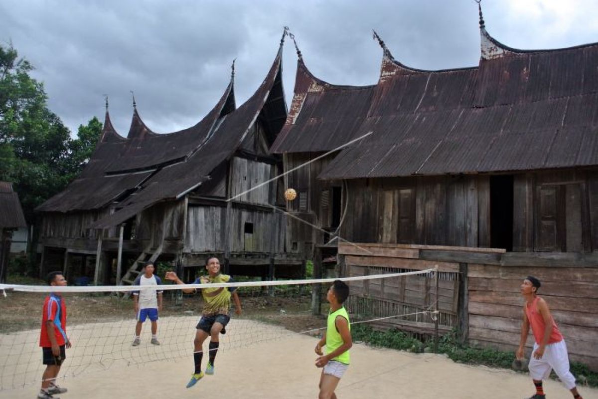 Rumah Gadang di Sumbar berpeluang direvitalisasi, asal...