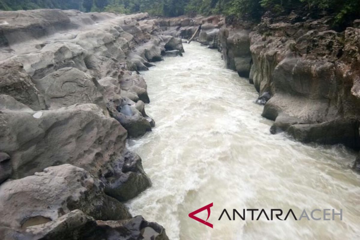 Pemkab Aceh Tamiang benahi objek wisata