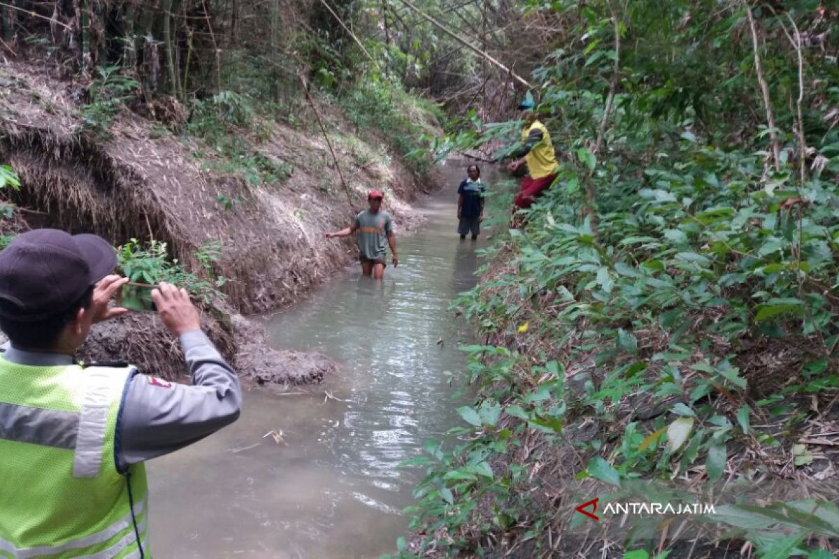 Dua Bocah di Bojonegoro Ditemukan Meninggal Dunia di Sungai