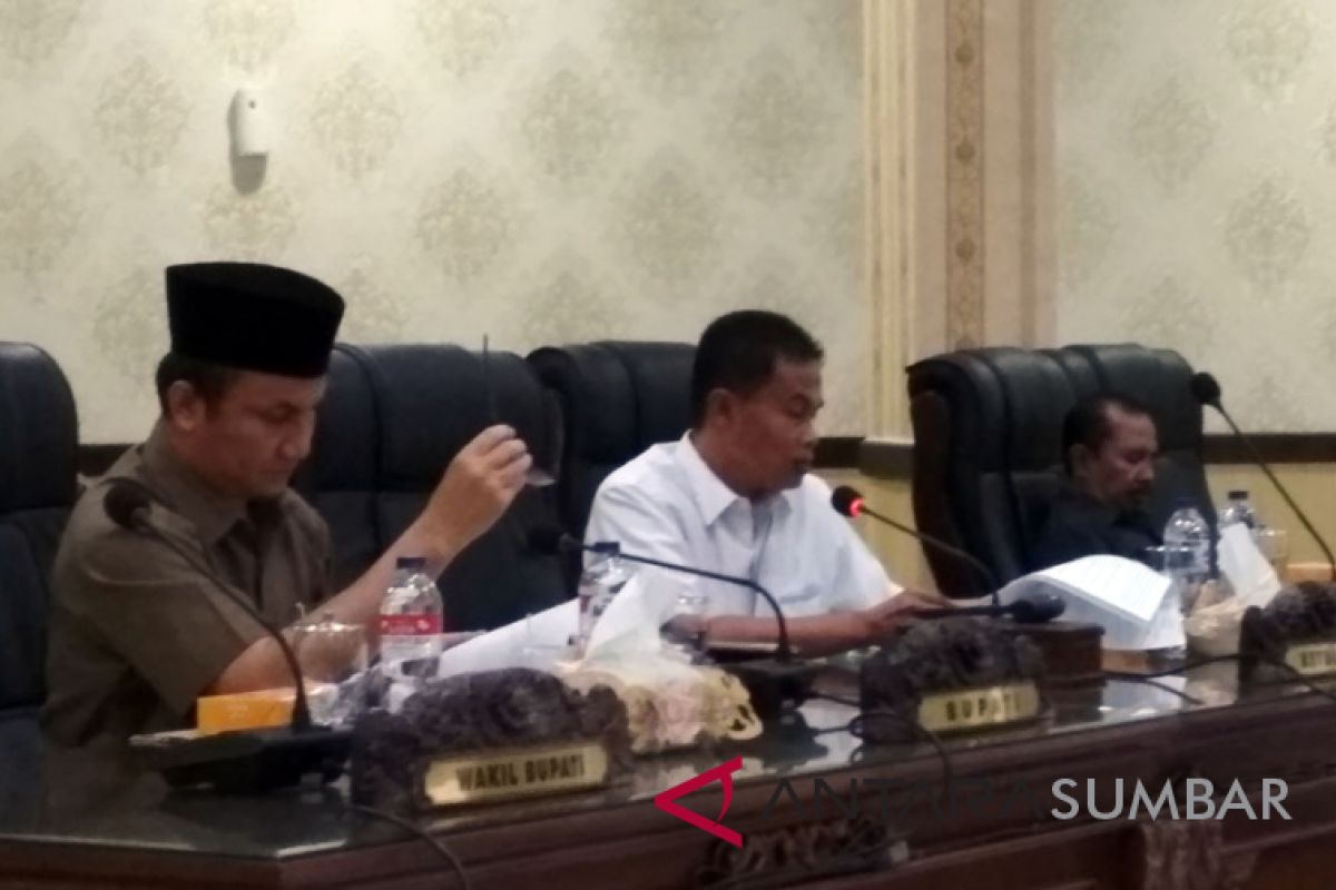 Pendapat Bupati Agam Terkait Tiga Ranperda Inisiatif