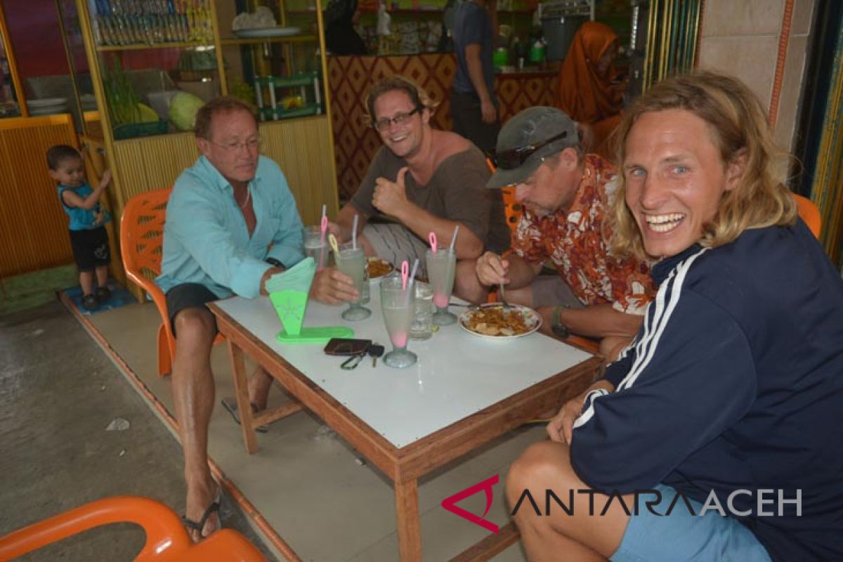 Wisman inggris mendominasi wisata ke Aceh