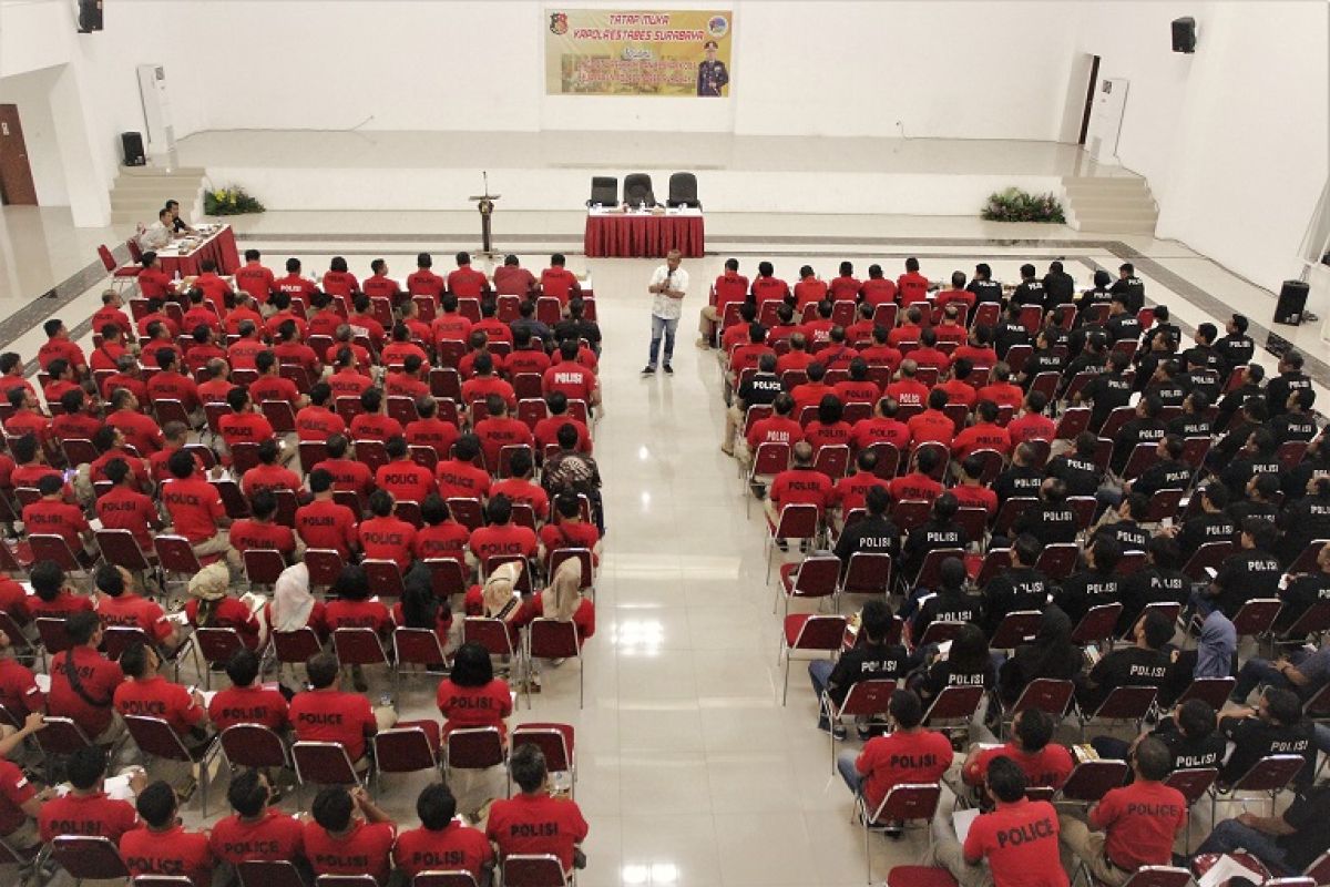 Kapolrestabes Surabaya Tekankan Penegakan Hukum sesuai SOP