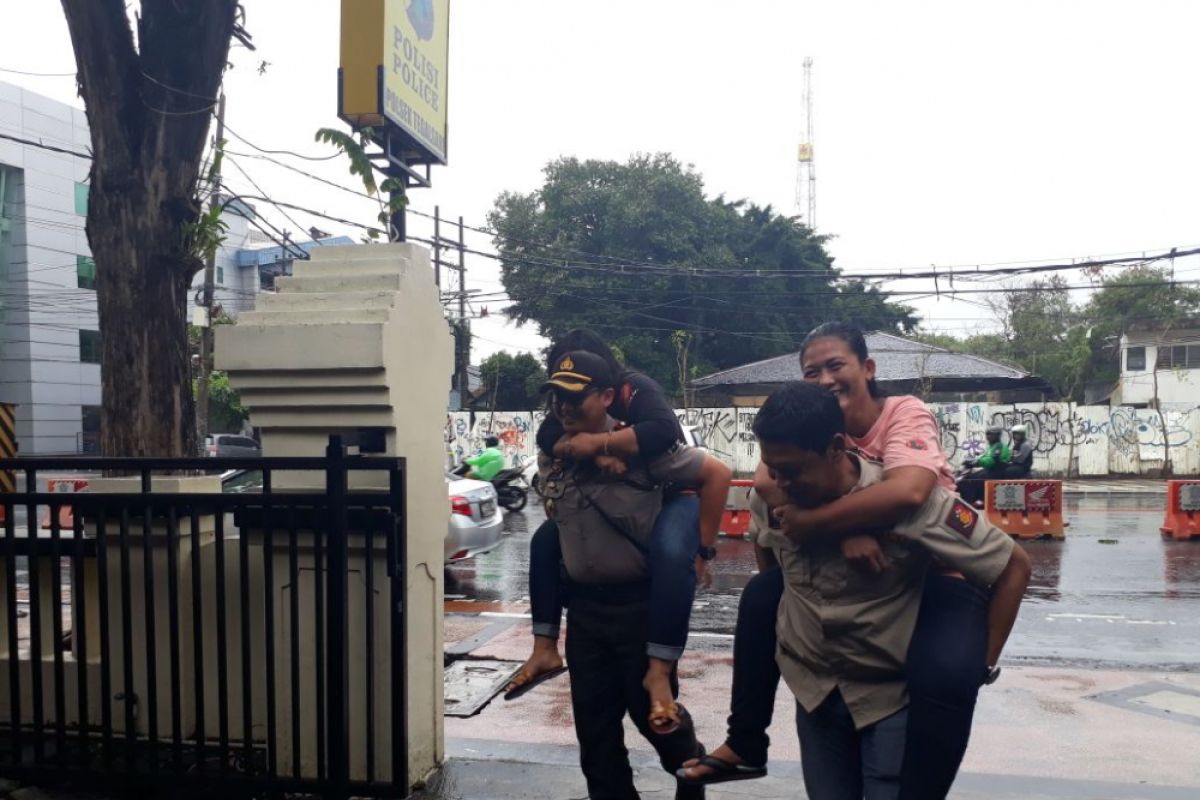 Ungkap Penculikan, Kapolsek Tegalsari Surabaya Penuhi Nazar