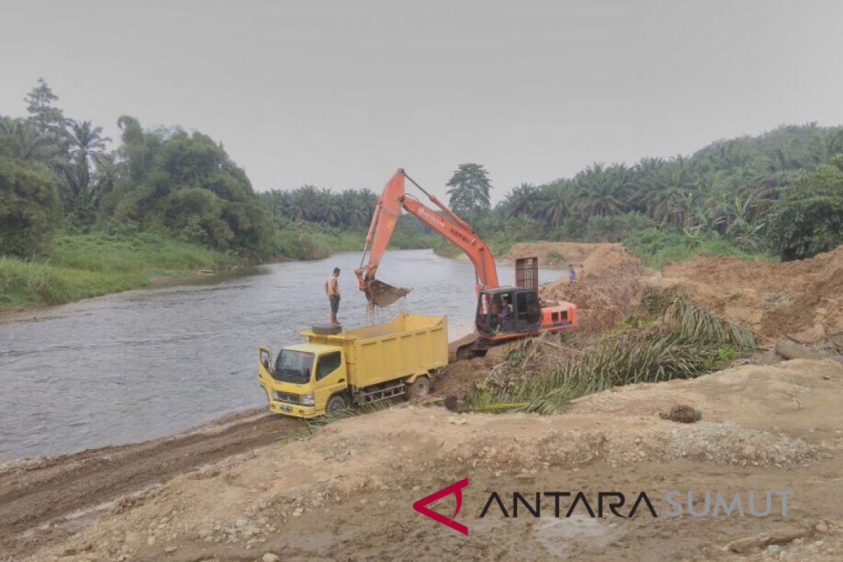 Penambangan ilegal semakin meluas