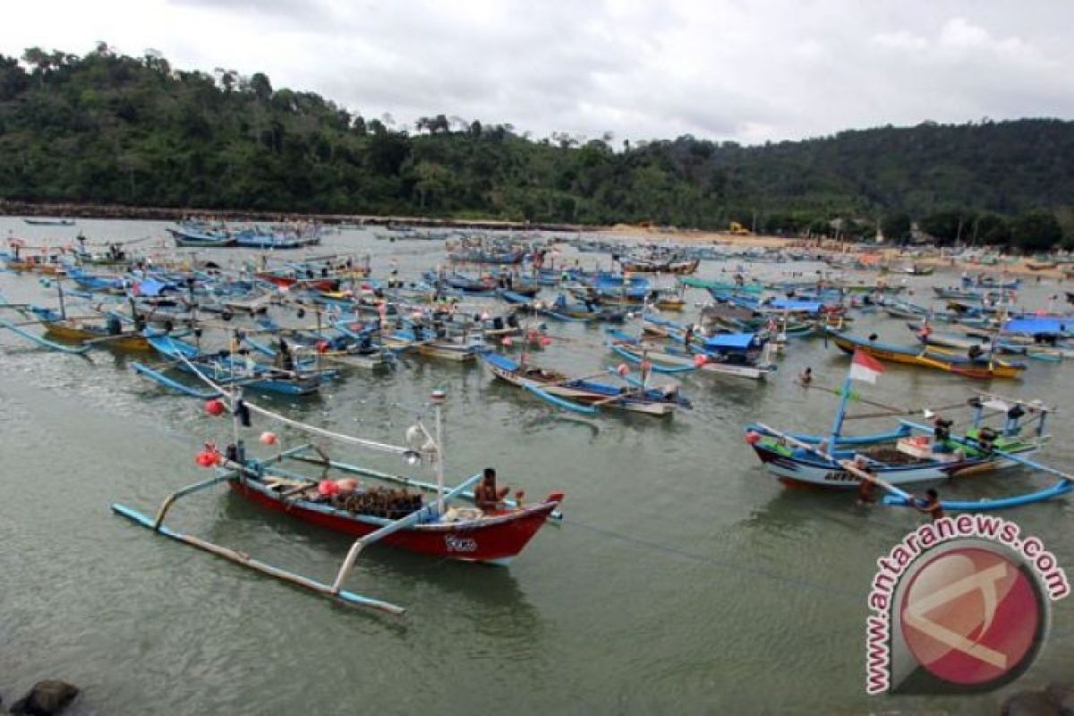 Pemkot Kendari beri perlindungan kepada nelayan