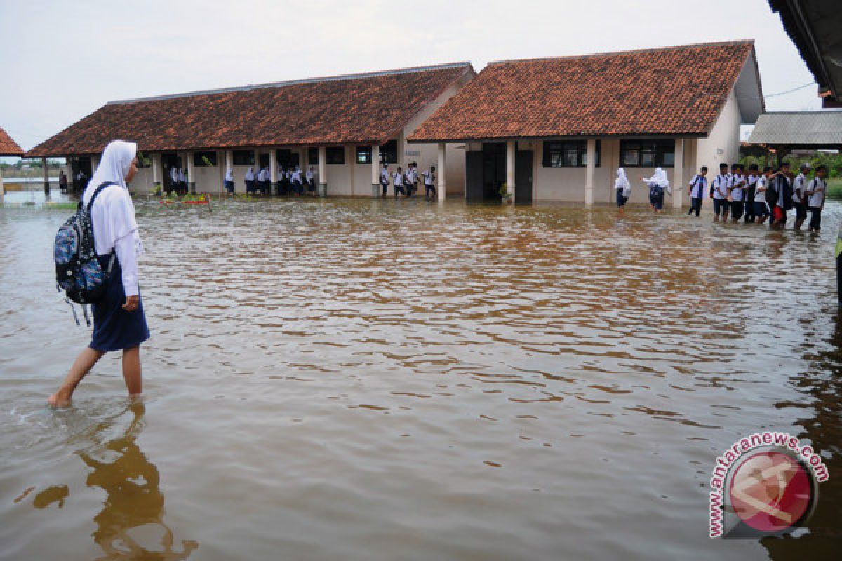 Beberapa sekolah di Denpasar diliburkan karena banjir