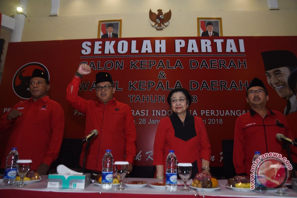 Megawati berpesan pilkada harus gunakan cara beradab