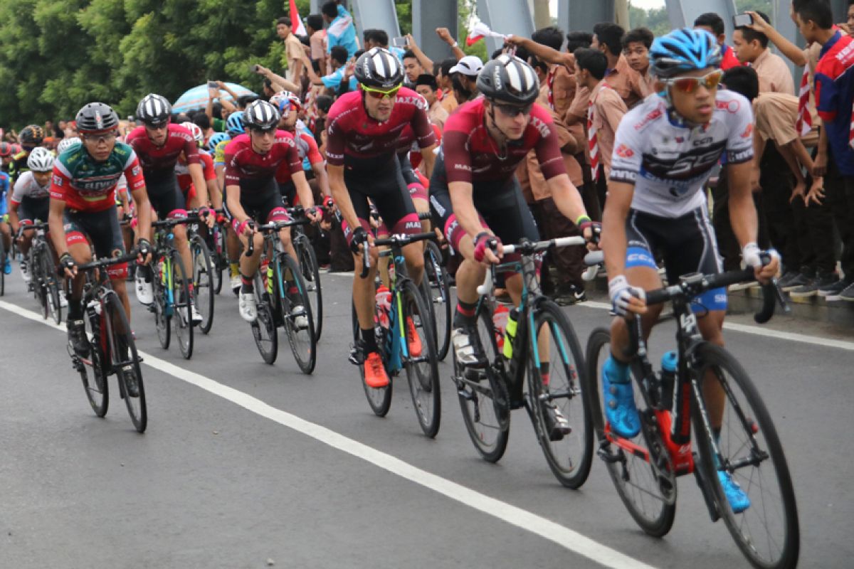 Abdul Gani juara etape dua Tour de Indonesia