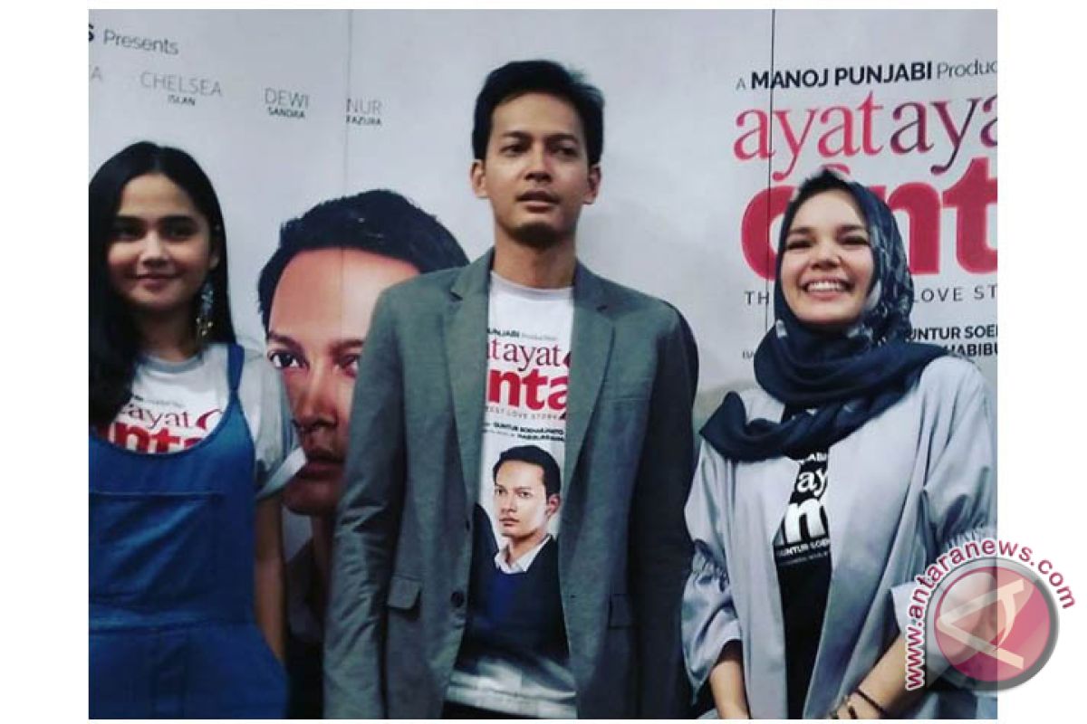 Pemeran film ayat-ayat cinta 2 sambangi Palembang