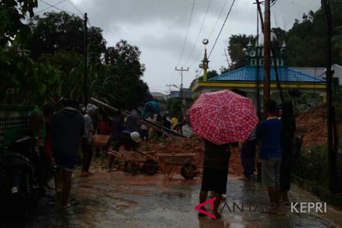 Banjir dan longsor landa Pulau Tambelan