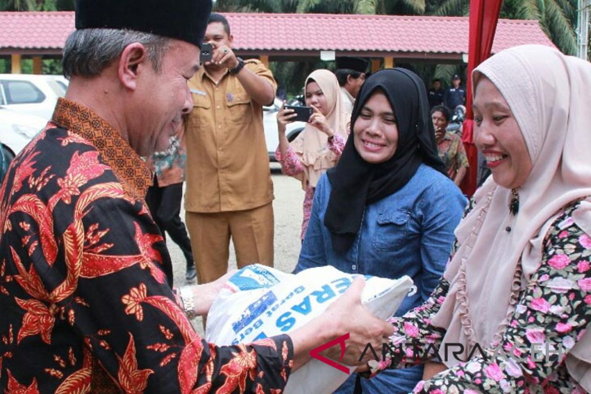 2.080 KK di Aceh Tamiang dapat bantuan beras