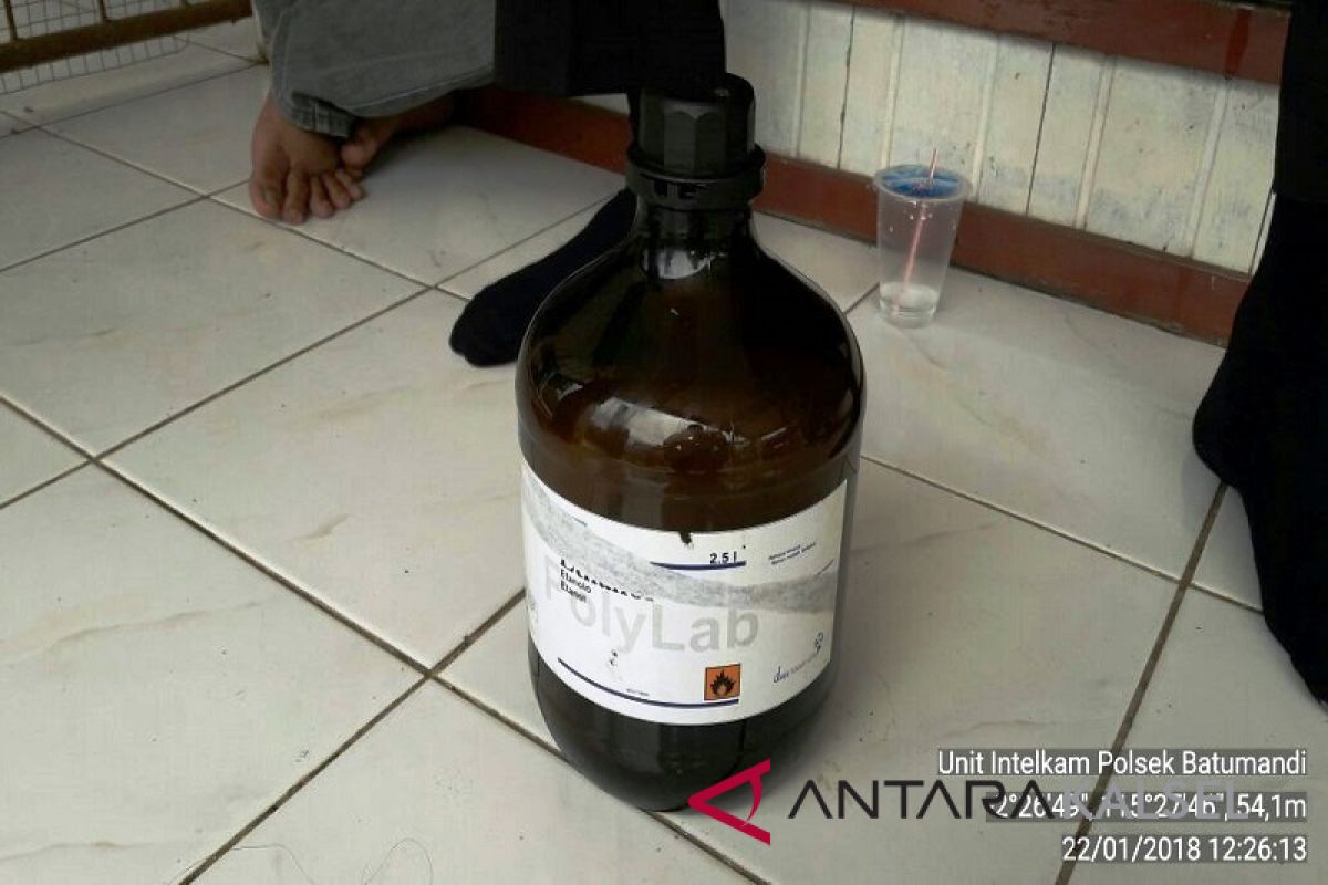 Pelajar Meninggal Dunia Diduga Meminum Cairan Polylab Etanol