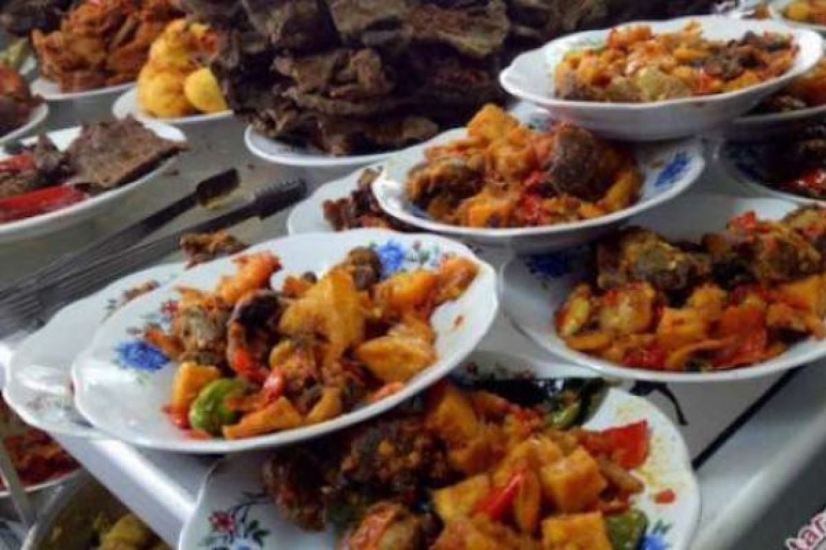 Padang ingatkan pemilik rumah makan murah perhatikan keamanan pangan