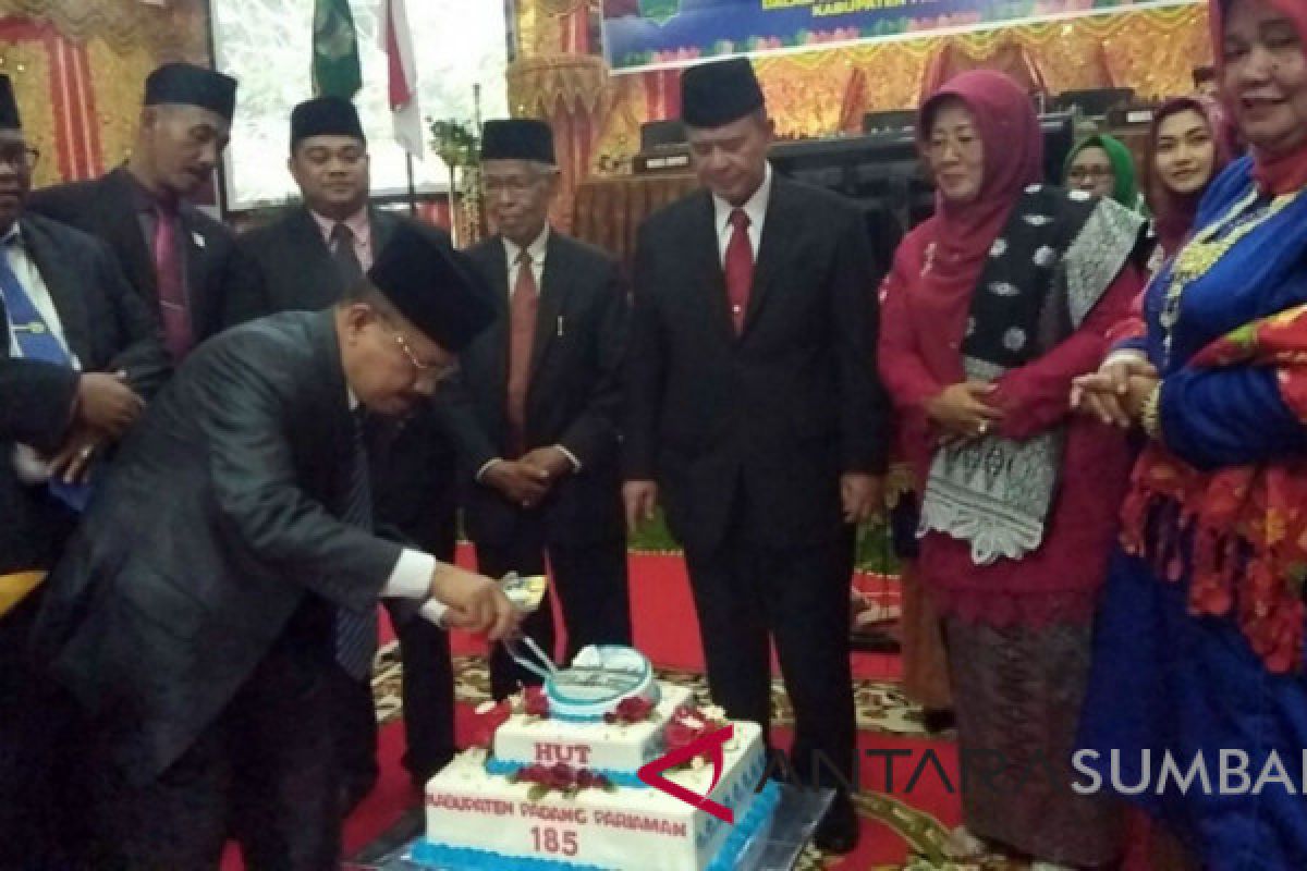 Padang Pariaman Memperingati HUT untuk Pertama Kali