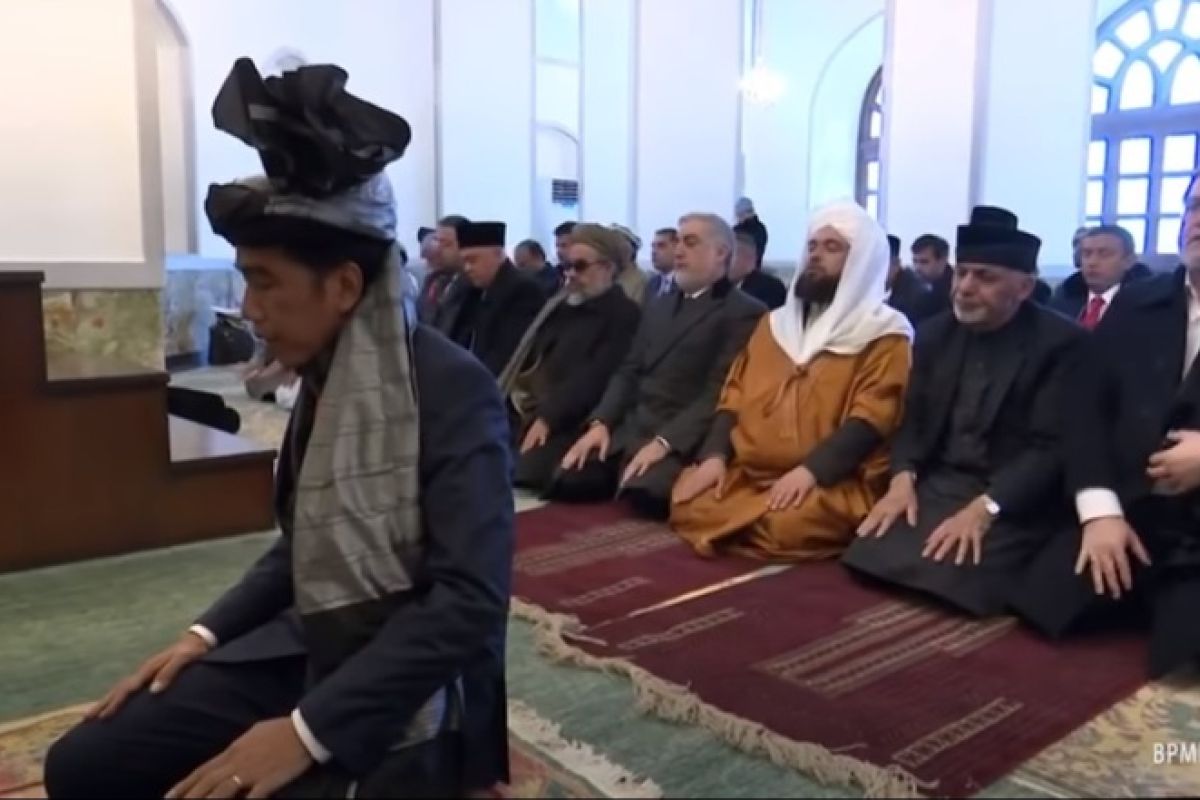 Jokowi jadi Imam shalat di masjid Afghanistan