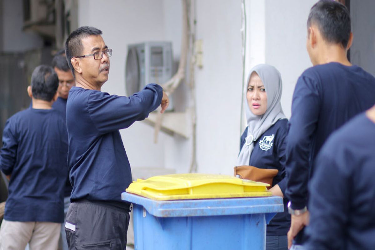 PNS Di Balaikota Bogor Lakukan Jumsih