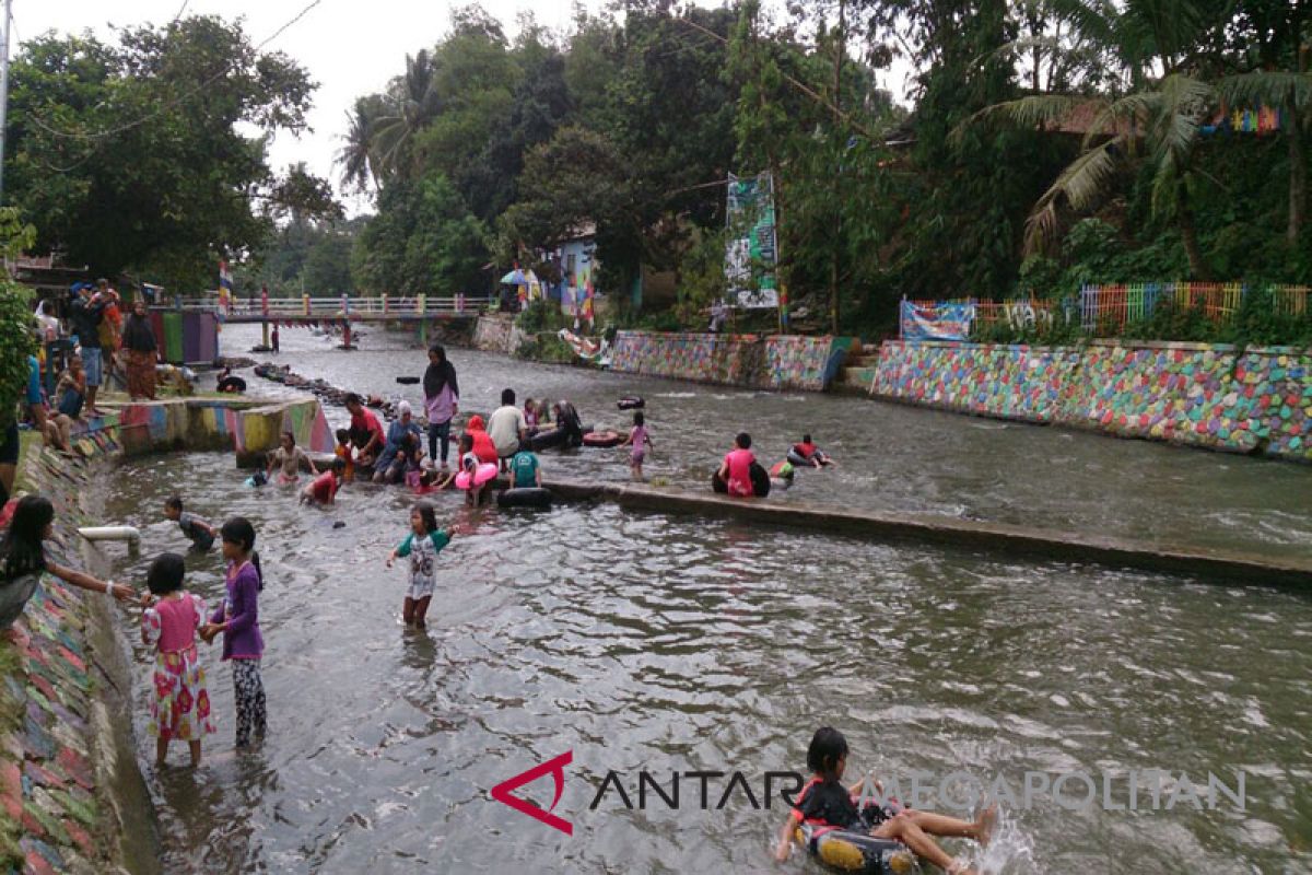 Warga Katulampa peringati hari air sedunia