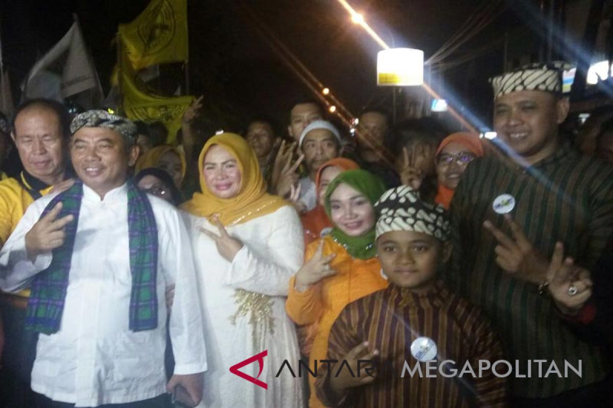 Rahmat Effendi-Tri Adhiyanto Pendaftar Pertama Pilkada Bekasi