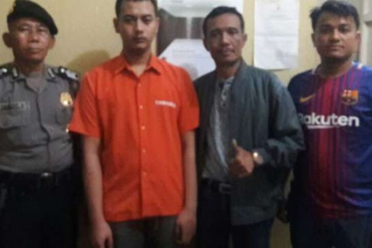 Lebih 2 Tahun Buron, Pelaku Pembunuhan di Kampar Menyerahkan Diri