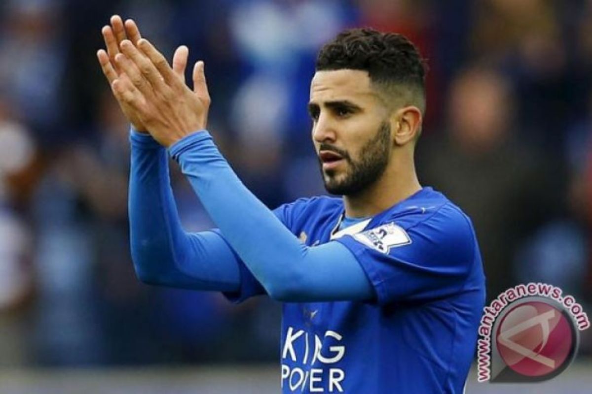 Manchester City  rekrut Riyad Mahrez dari Leicester