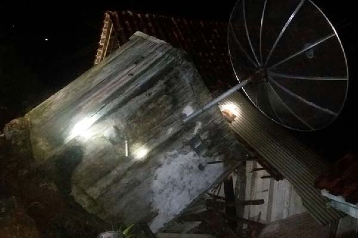 BPBD Banyumas: Longsor terjadi di dua desa
