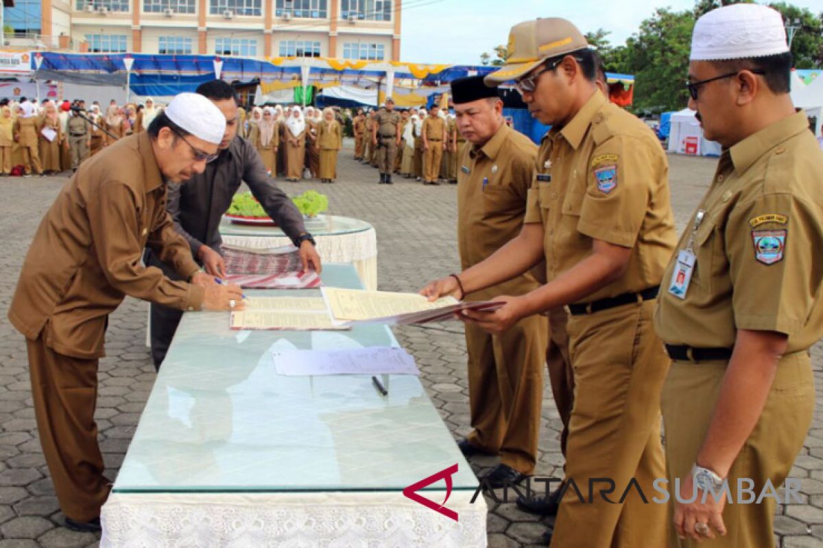 Bupati: wali nagari jangan langgar sumpah