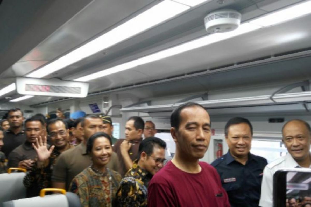 Presiden resmikan pengoperasian KA Bandara Soekarno-Hatta