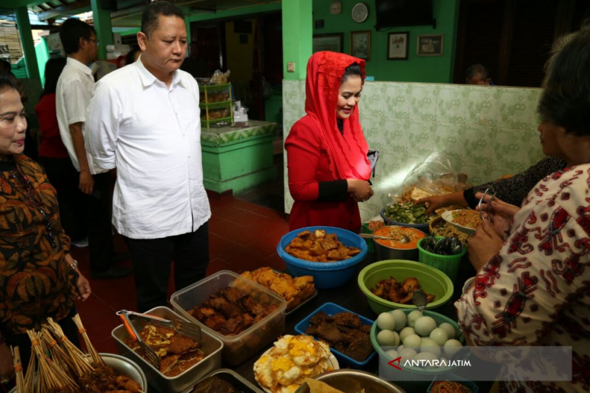 Puti Soekarno Kagumi Kekayaan Kuliner Jatim