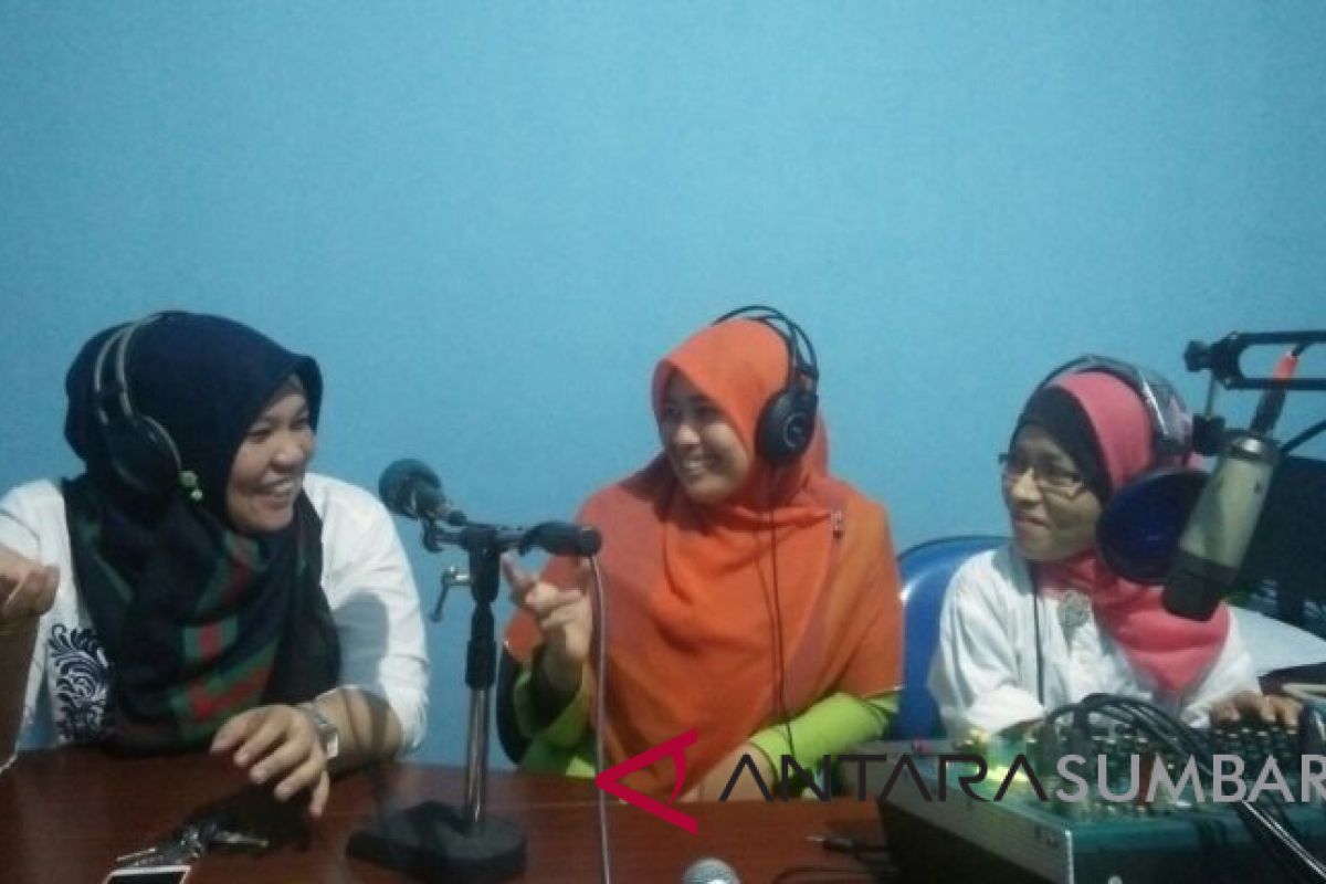 RSUD Sijunjung manfaatkan Radio Lansek Manih untuk sosialisasi