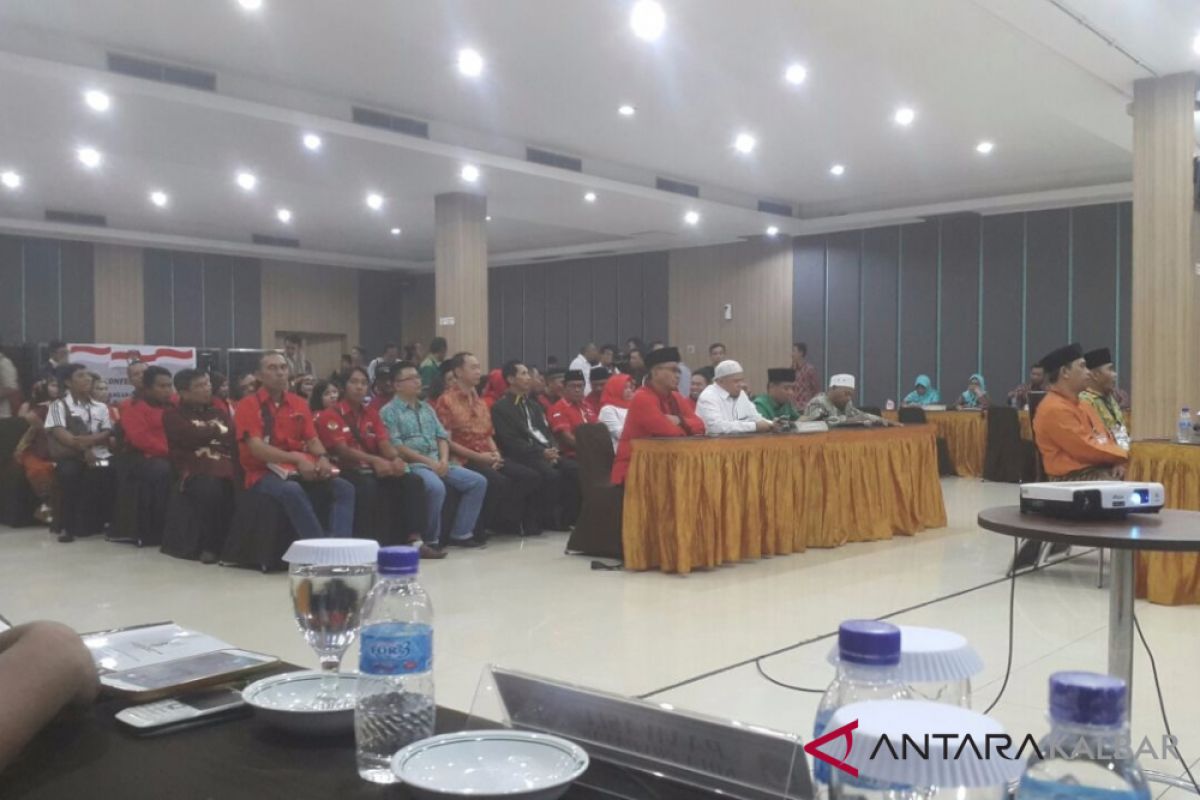 Satarudin-Alpian daftar ke KPU Kota Pontianak