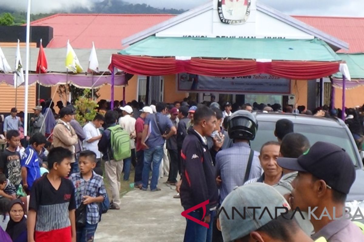 KPU Kayong Utara cek ulang berkas pendaftar pilkada