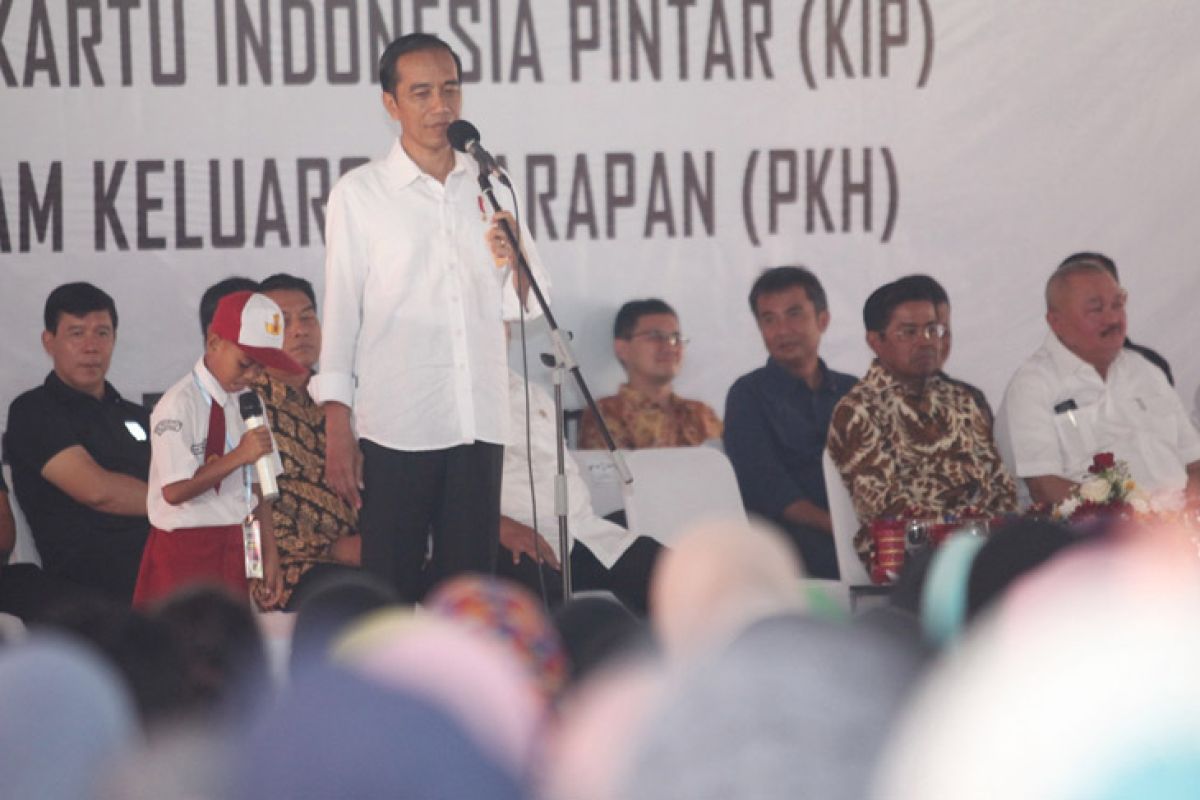 Jokowi merasa lengkap melihat Indonesia di Rote