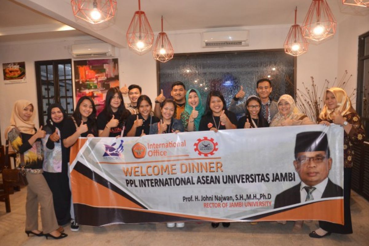 Enam mahasiswa ASEAN PPL  di Jambi