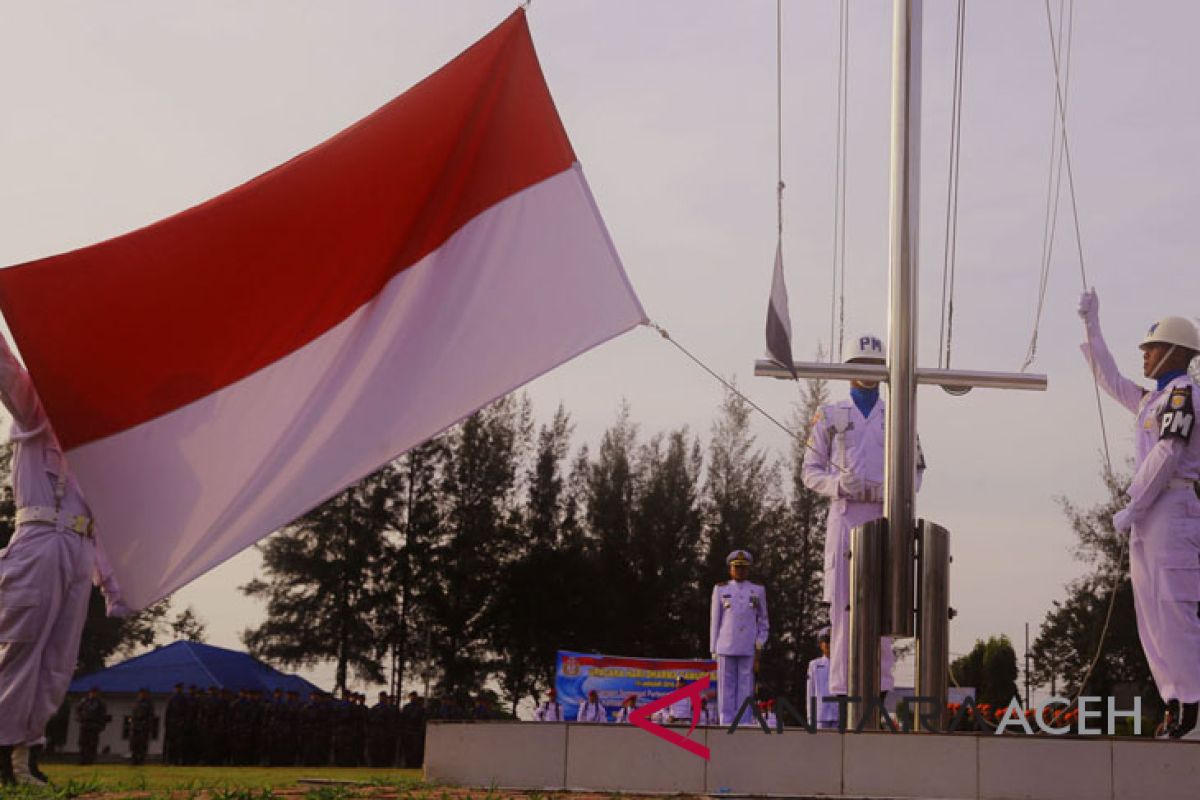 Lanal Lhokseumawe ajak Panglima Laot jaga laut