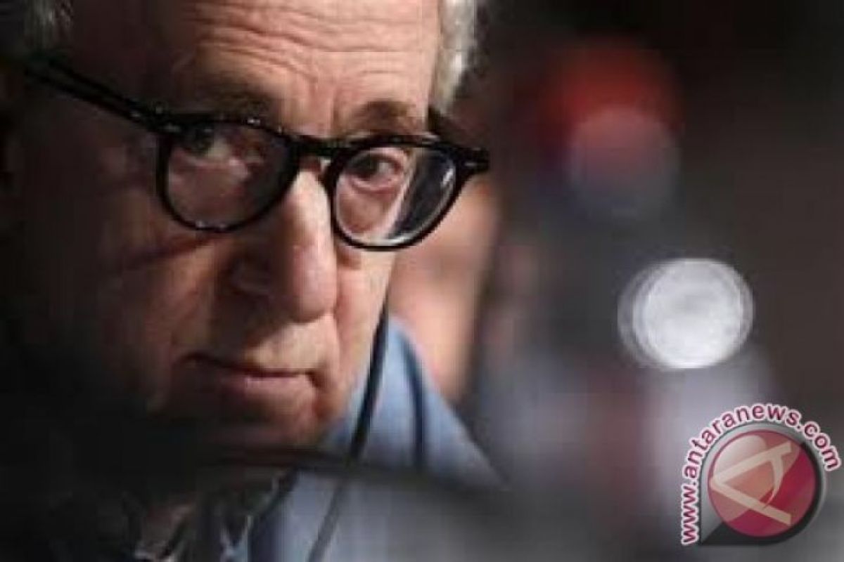 Dylan beberkan pelecehan seksual yang dilakukan Woody Allen