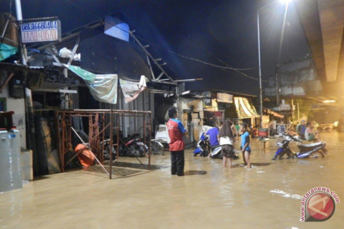 Banjir terjang wilayah utara Kota Bekasi