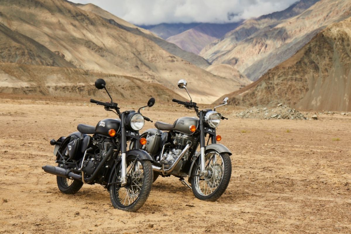 Royal Enfield kenalkan dua varian anyar seri terlaris