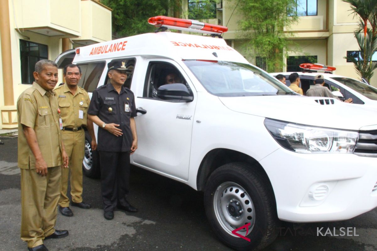 Puskesmas Se HST Punya Mobil Ambulan Baru