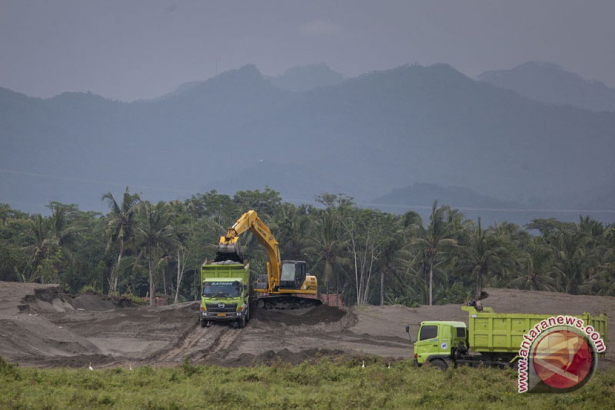Pembebasan lahan bandara Kulon Progo ditargetkan selesai Maret