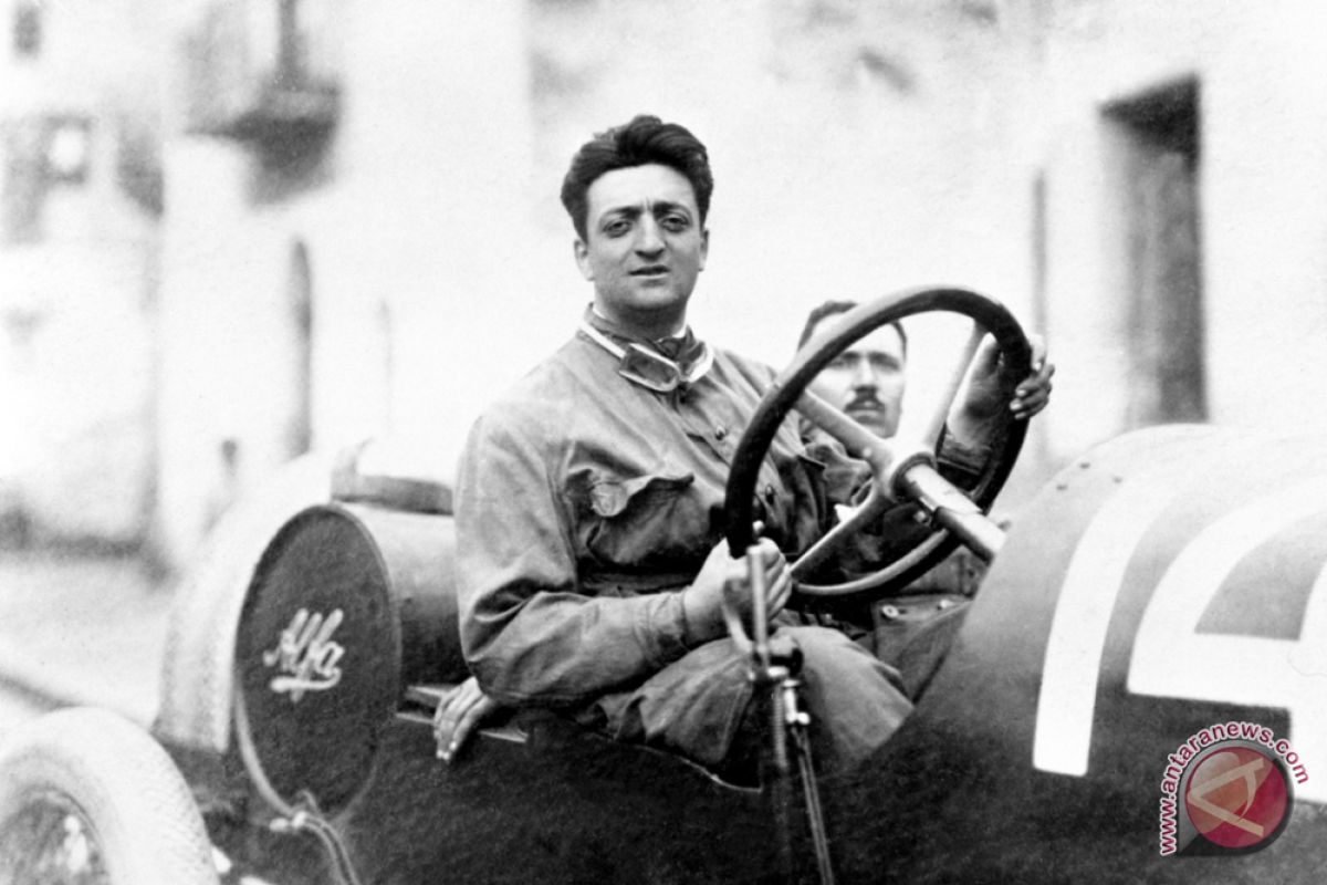 Peringati 120 tahun, Ferrari gelar pameran foto