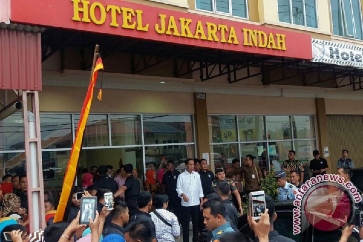 Masyarakat Sumbar sambut antusias Presiden Jokowi