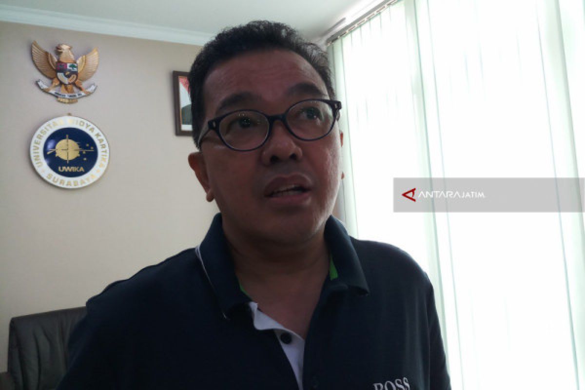 Rektor Uwika Surabaya Sambut Baik Pemberian Izin PT Asing