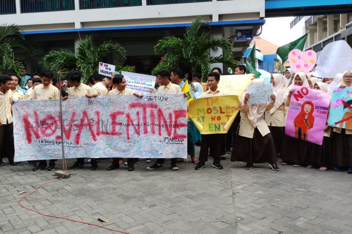 Pelajar Smamda Ikrar Tolak Hari Kasih Sayang