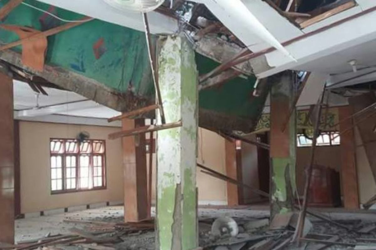 Puskesmas dan masjid di Papua rusak akibat gempa