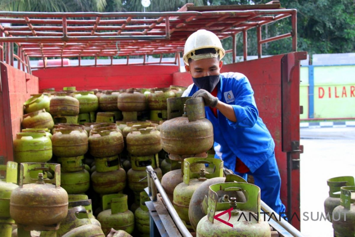 Gas subsidi 3 Kg  tanggungjawab Bapemas