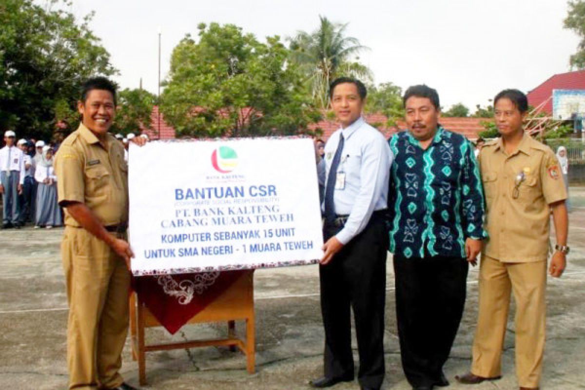 Bank Kalteng bantu SMAN-1 Muara Teweh 15 komputer