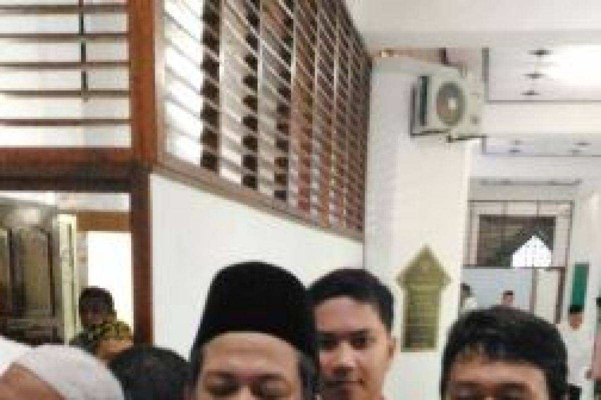 Fahri Hamzah hadiri muktamar Tapak Suci